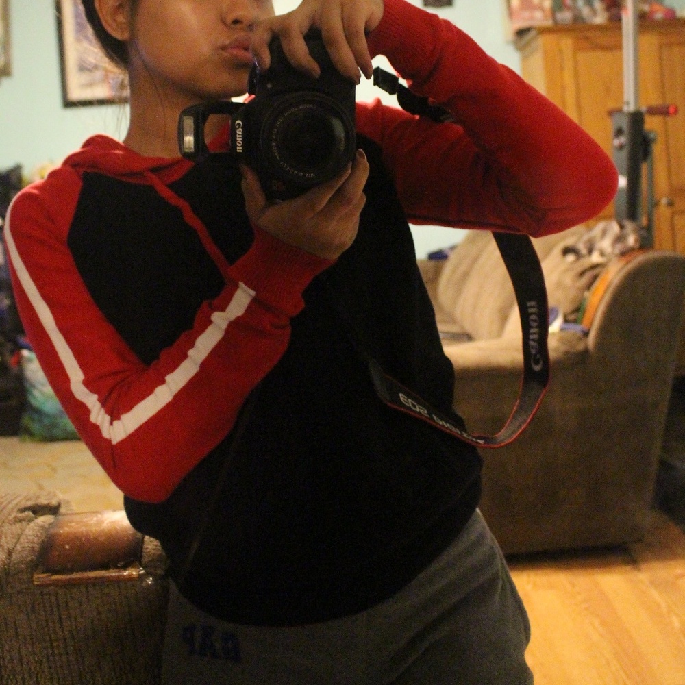 Forever 21 Sweatshirt - Picture 3 of 4